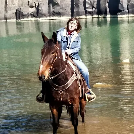 Red Cedar Ranch 3*